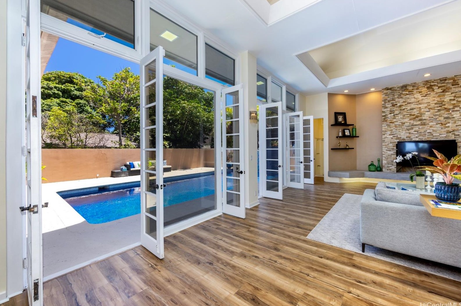 3994 Kaualio Pl, Honolulu HI  96816-4404 exterior