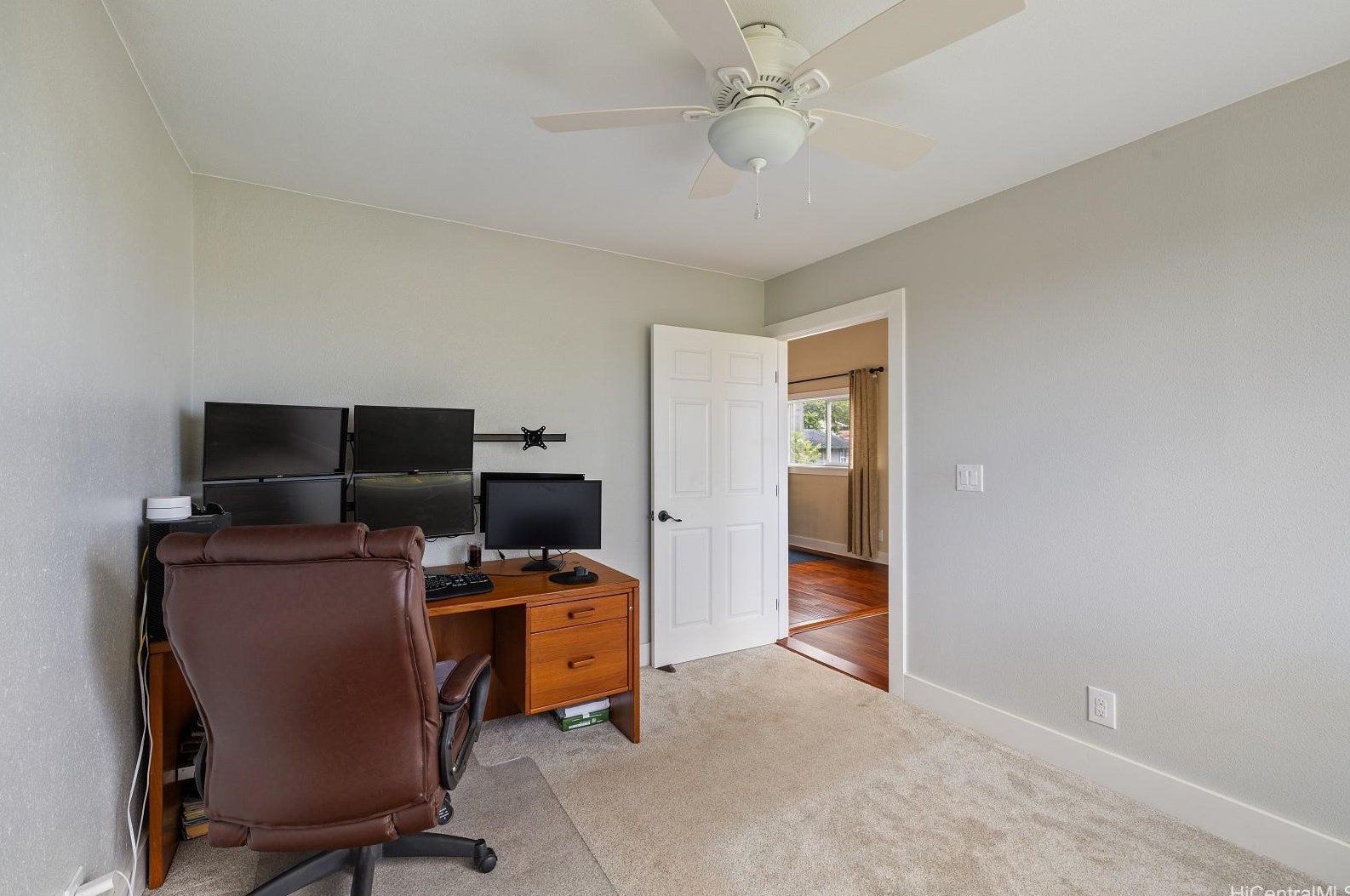 56-136 Huehu Pl, Kahuku HI  96731 exterior