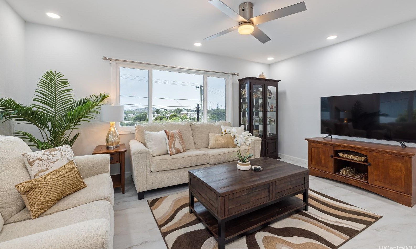 45-701 Keneke St, Kaneohe, HI 96744