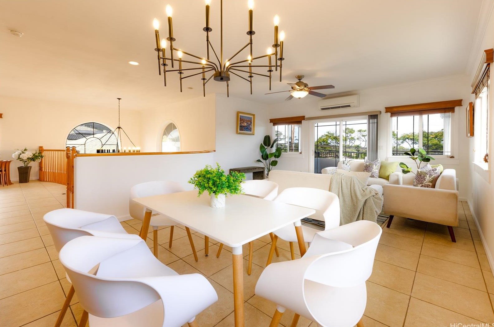 838 22nd Ave, Honolulu HI  96816-4522 exterior