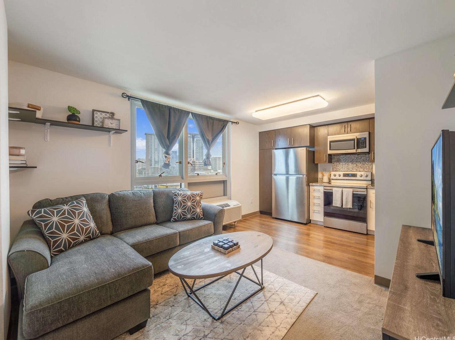 988 Halekauwila St, Honolulu, HI 96814