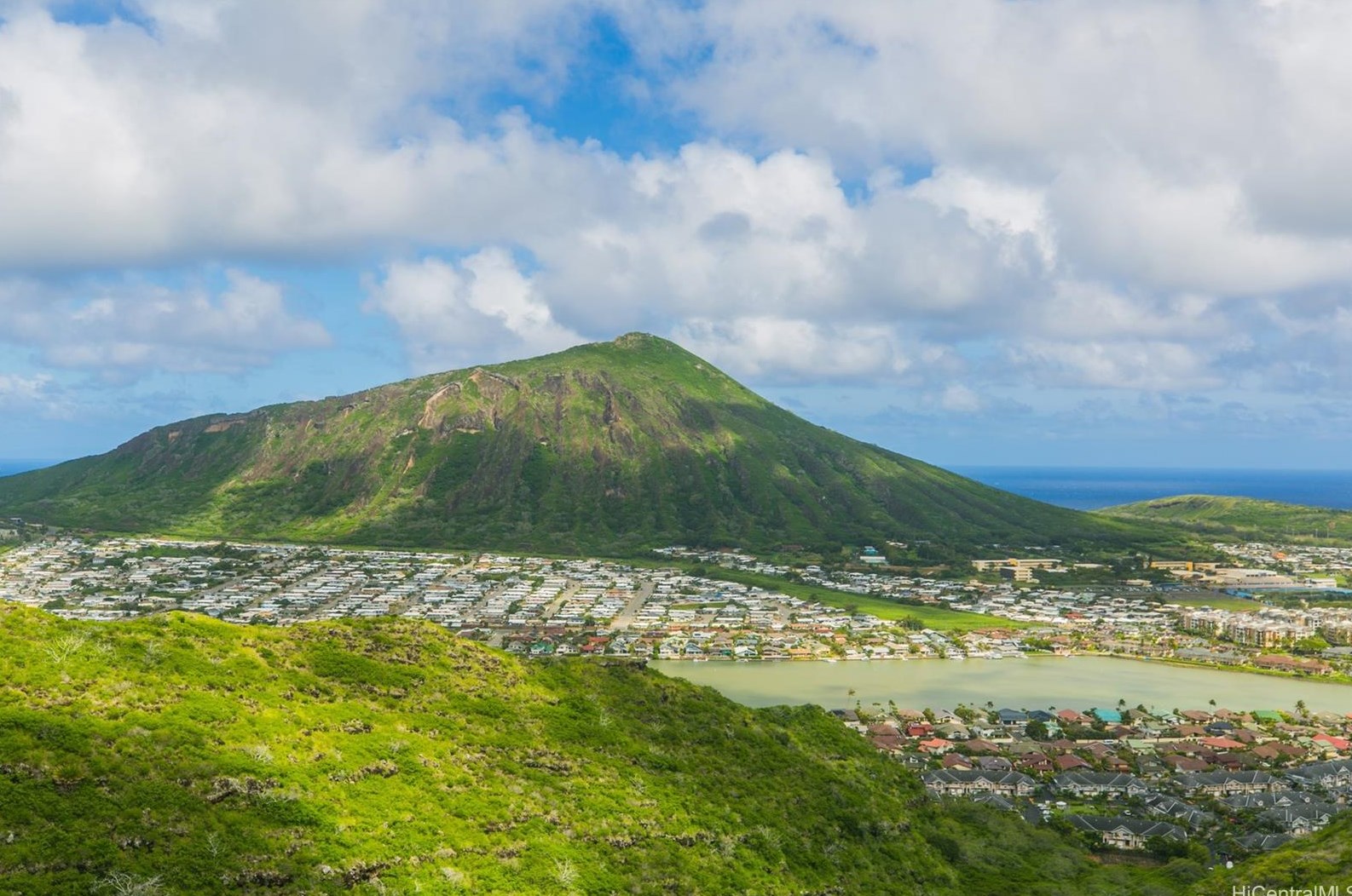 1013 Kalahu Pl, Honolulu, HI 96825-1331