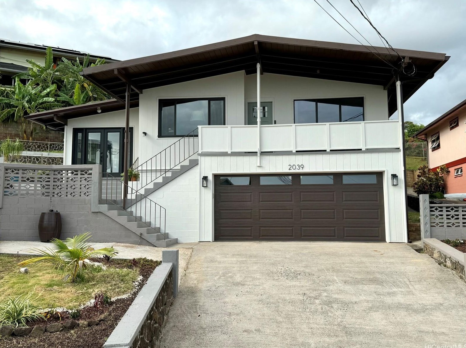 2039 Mahaoo Pl, Honolulu, HI 96819-1659