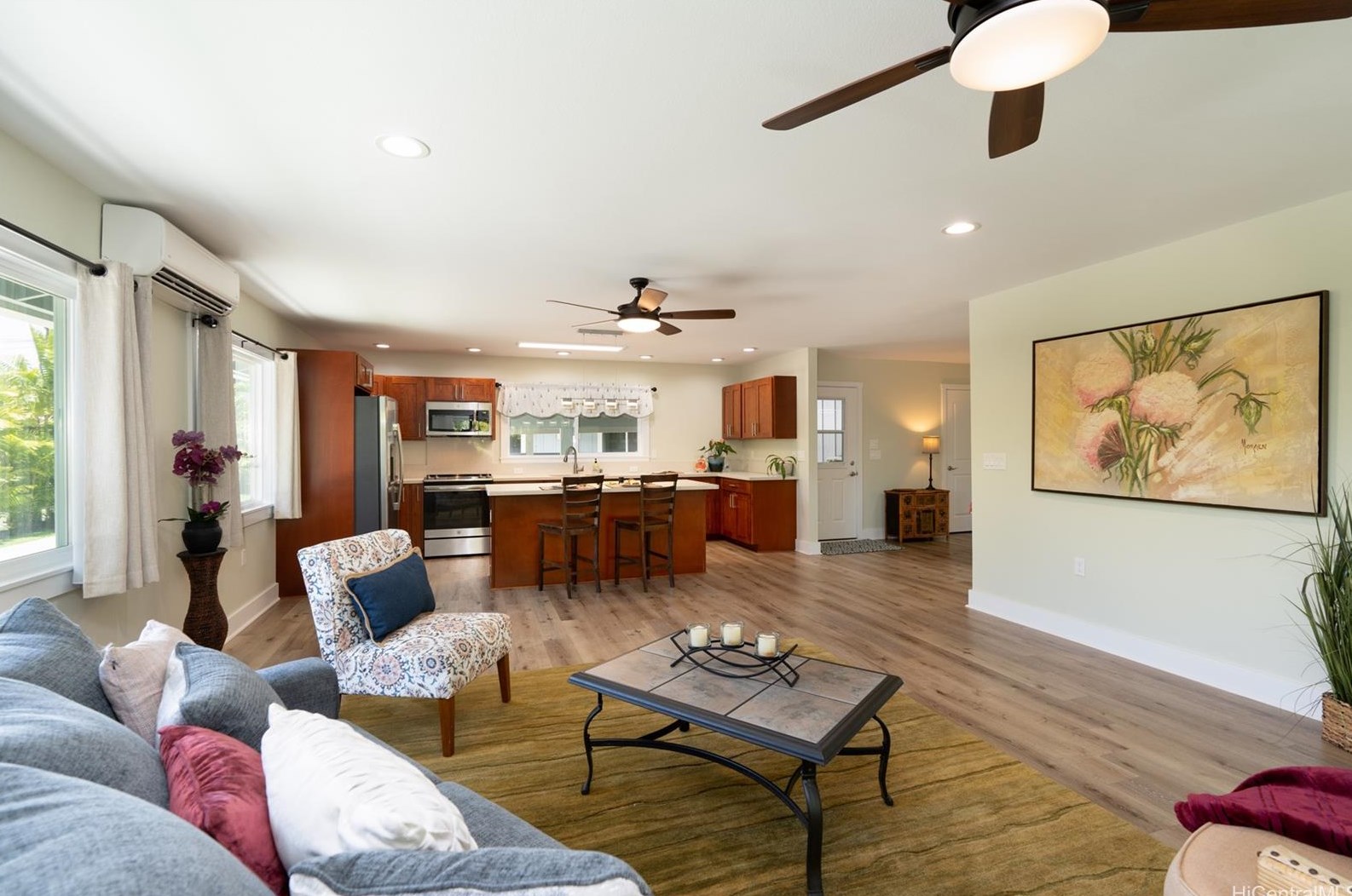 269 Kalaheo Ave, Kailua, HI 96734-2935