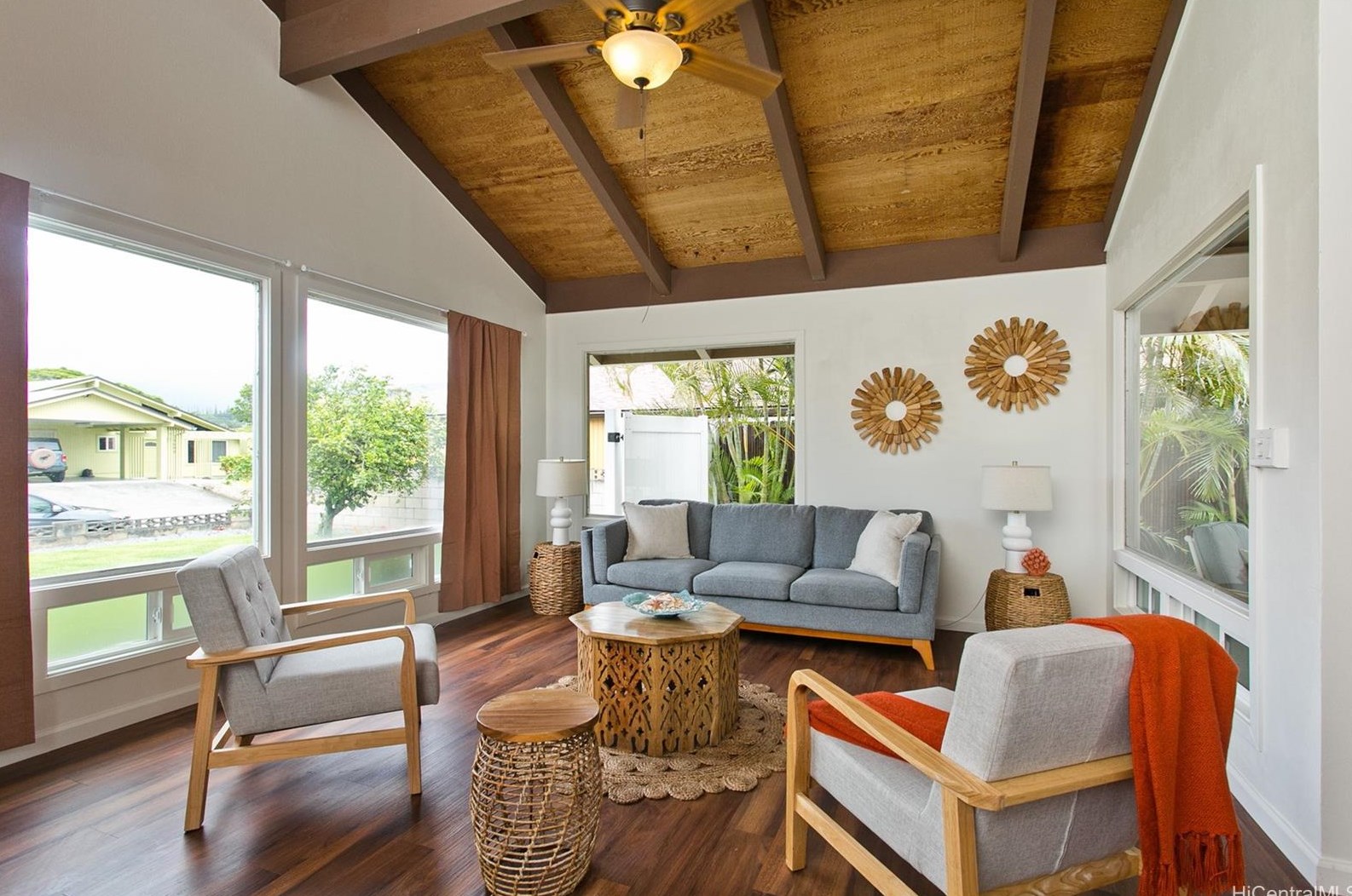 1451 Akupa St, Kailua, HI 96734-4042