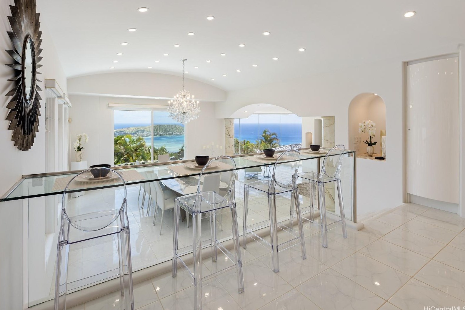 875 Ikena Cir, Honolulu HI  96821-2552 exterior