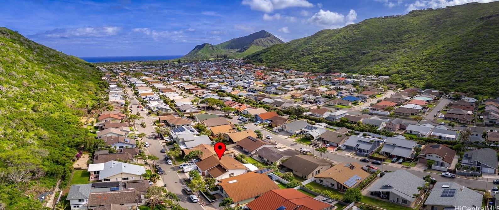 1360 Kaeleku St, Honolulu HI  96825-3009 exterior