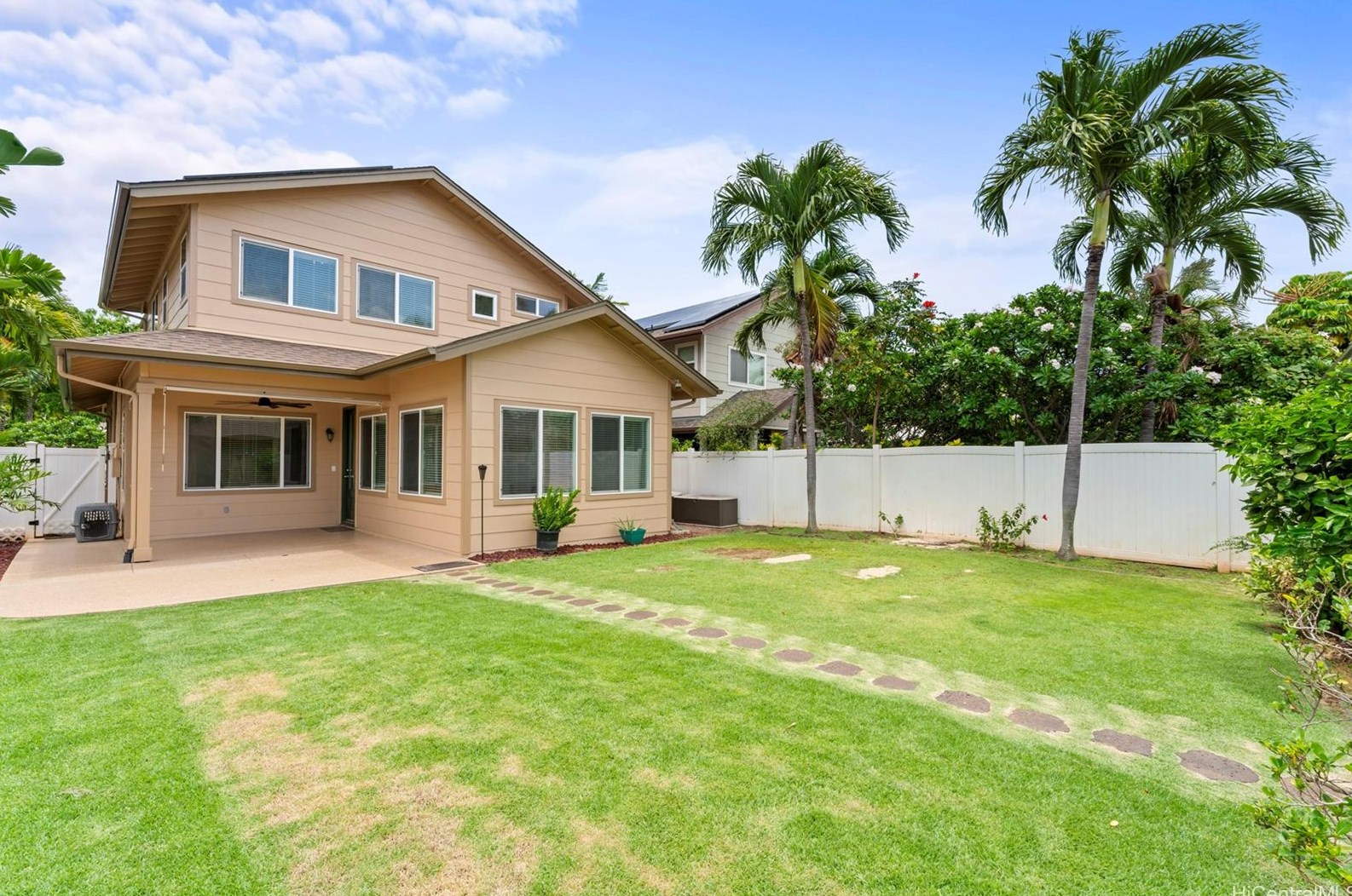 91-1102 Kai Weke St, Ewa Beach HI  96706 exterior