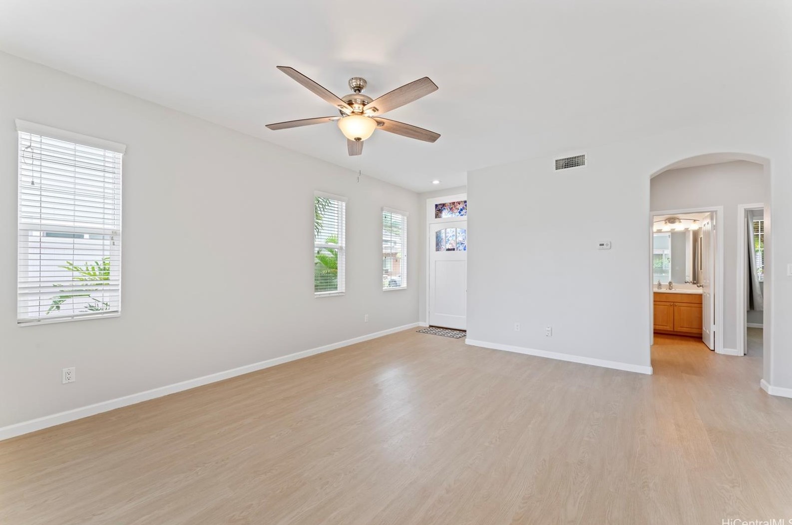 91-1102 Kai Weke St, Ewa Beach HI  96706 exterior