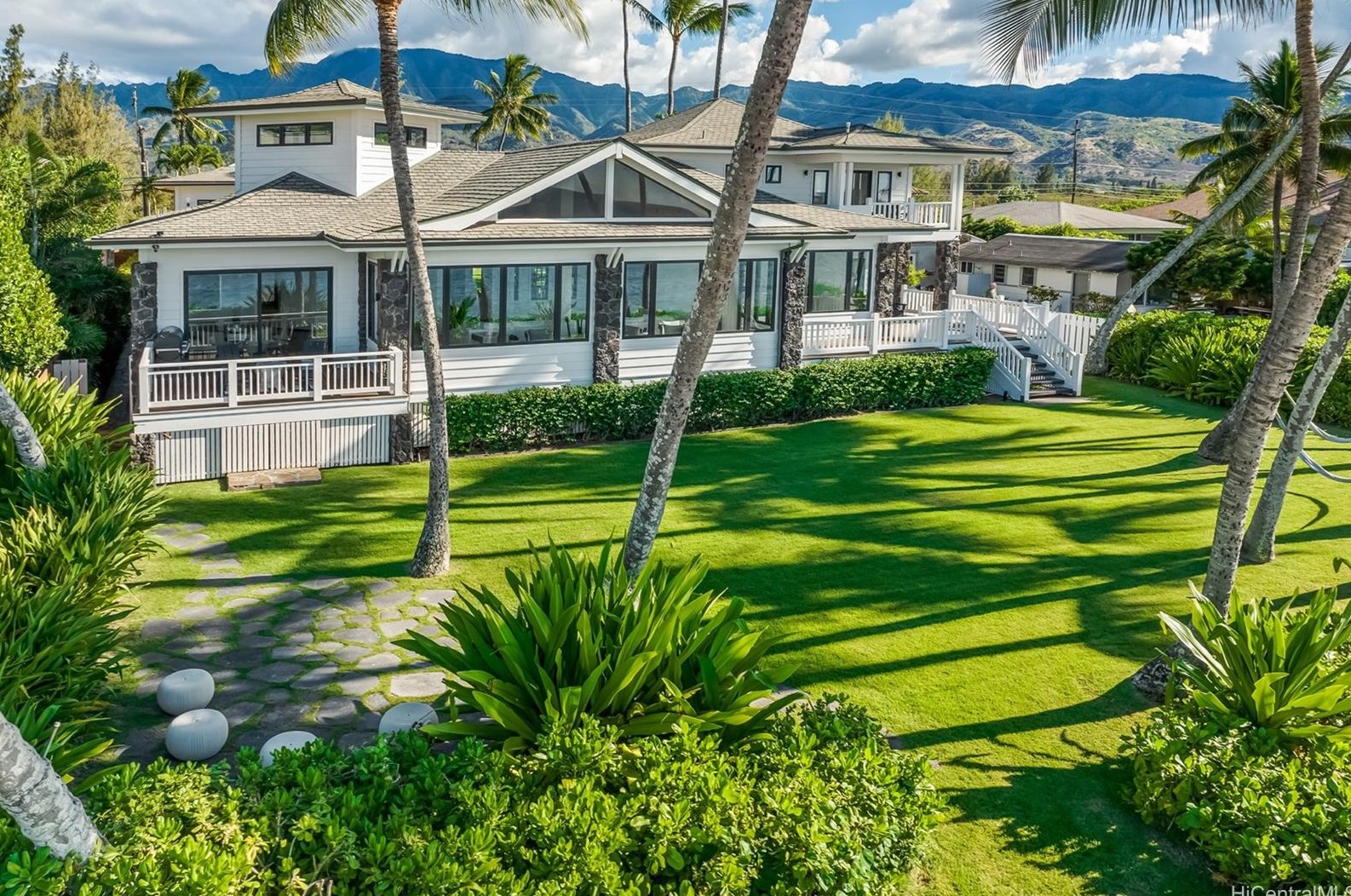 68-361 Crozier Dr, Waialua, HI 96791