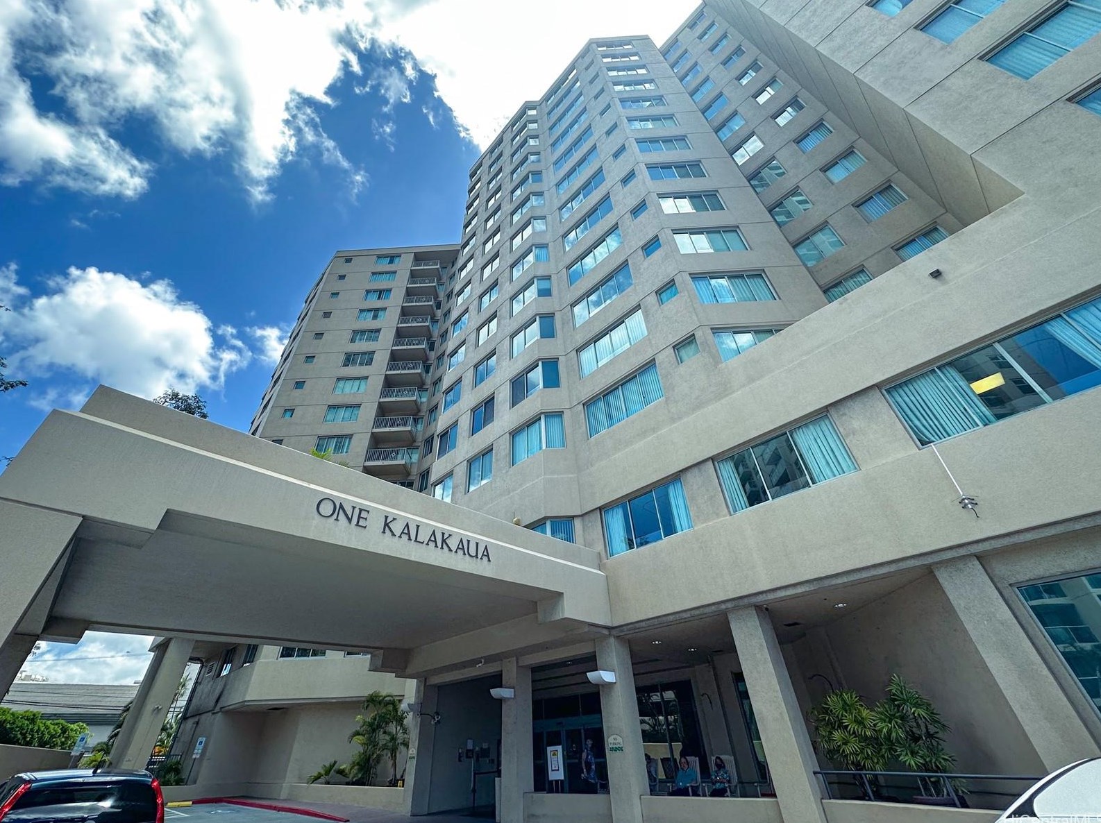 1314 Kalakaua Ave, Honolulu HI  96826-1929 exterior