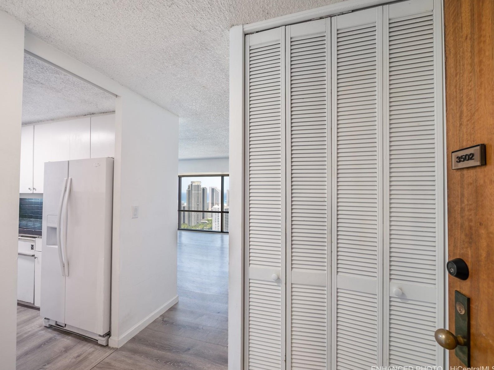 1750 Kalakaua Ave #3502, Honolulu, HI 96826