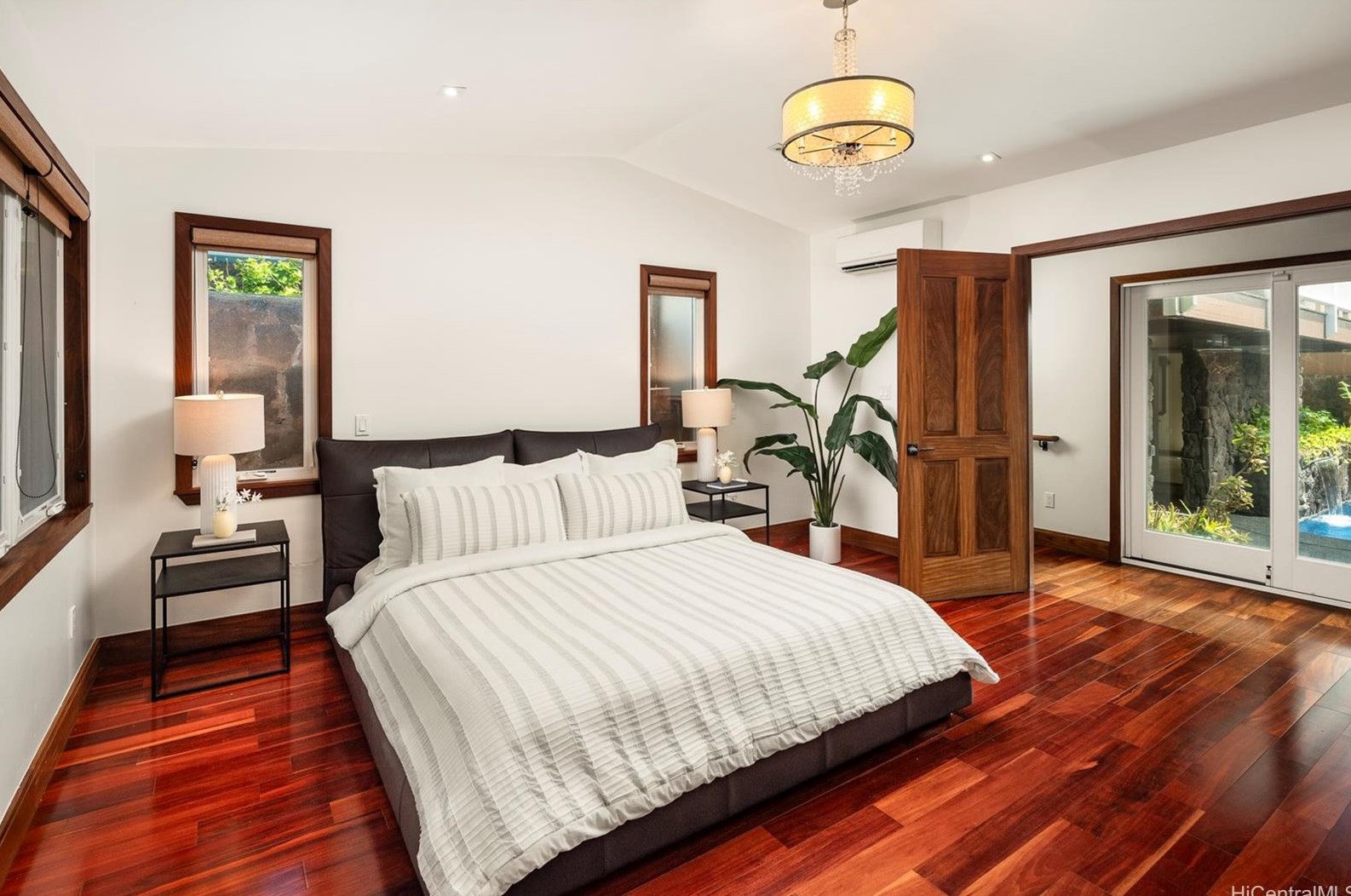 4140 Black Pt Rd, Honolulu HI  96816-4846 exterior