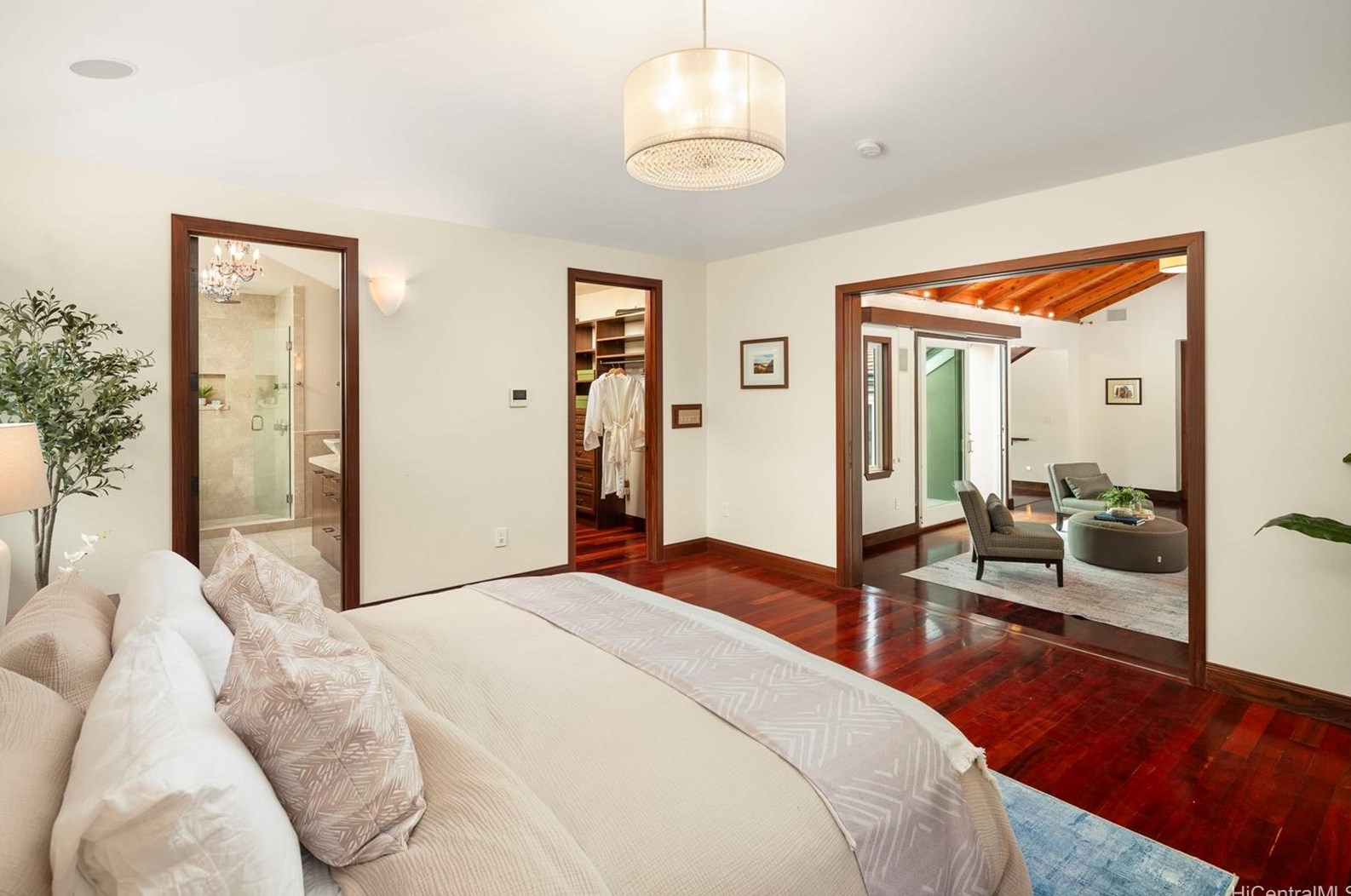 4140 Black Pt Rd, Honolulu HI  96816-4846 exterior