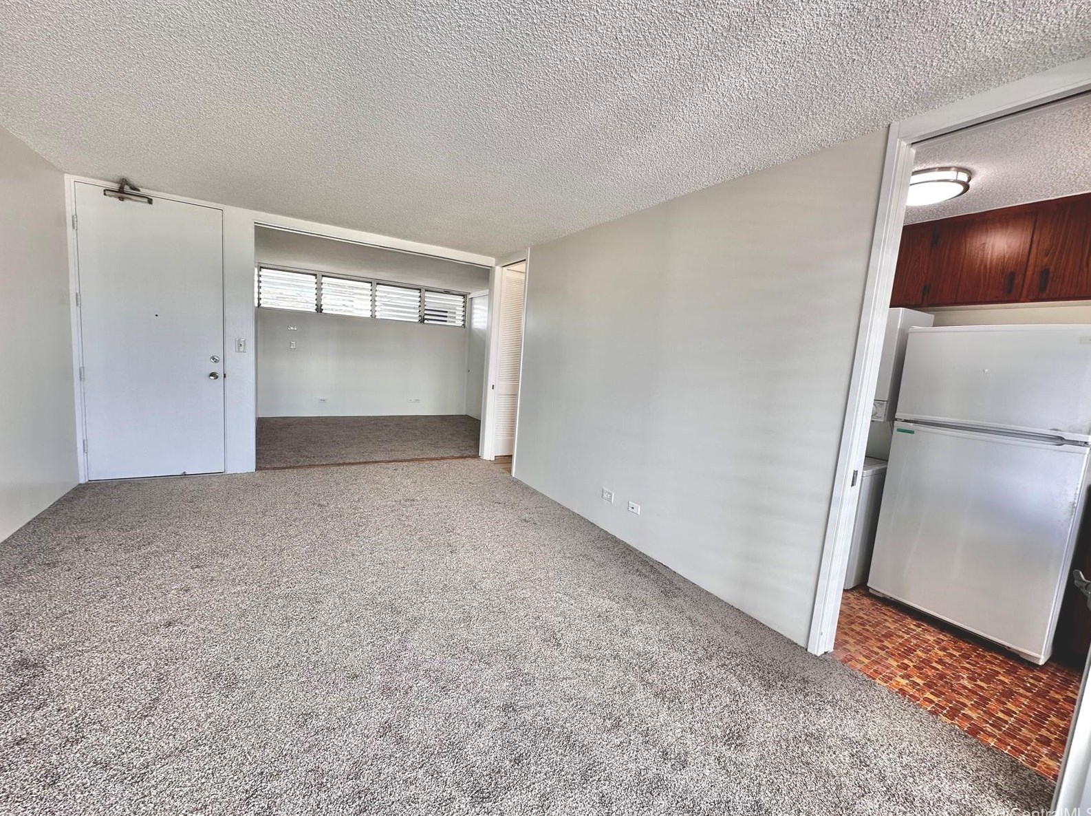 1556 Piikoi St #1802, Honolulu, HI 96822