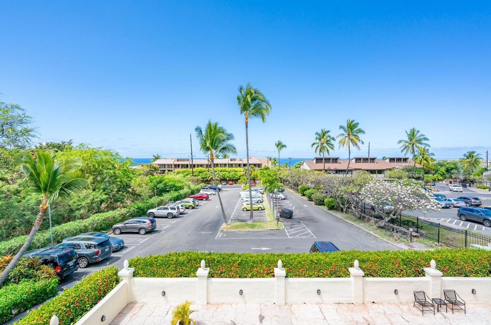 75-5863 Kuakini Hwy, Kailua Kona HI  96740 exterior