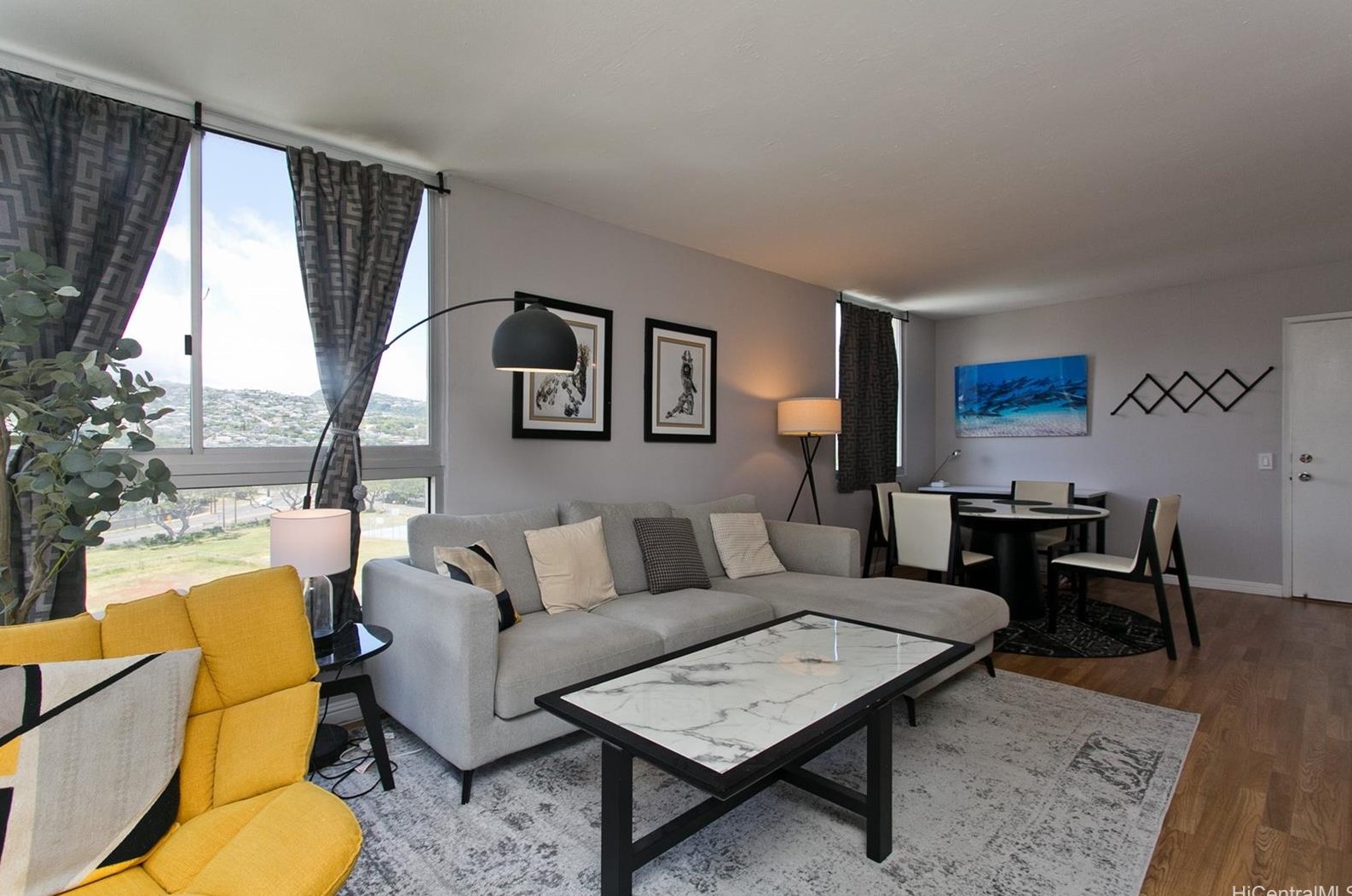 2740 Kuilei St #807, Honolulu, HI 96826