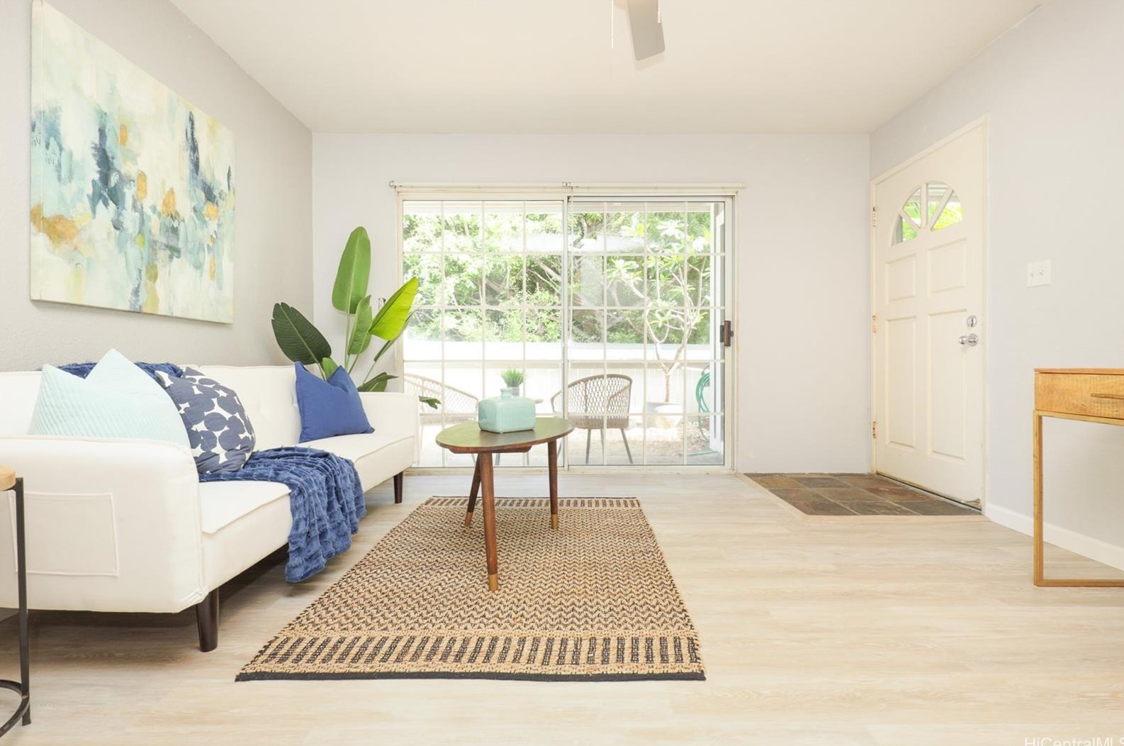 383 Mananai Pl, Honolulu, HI 96818-5342