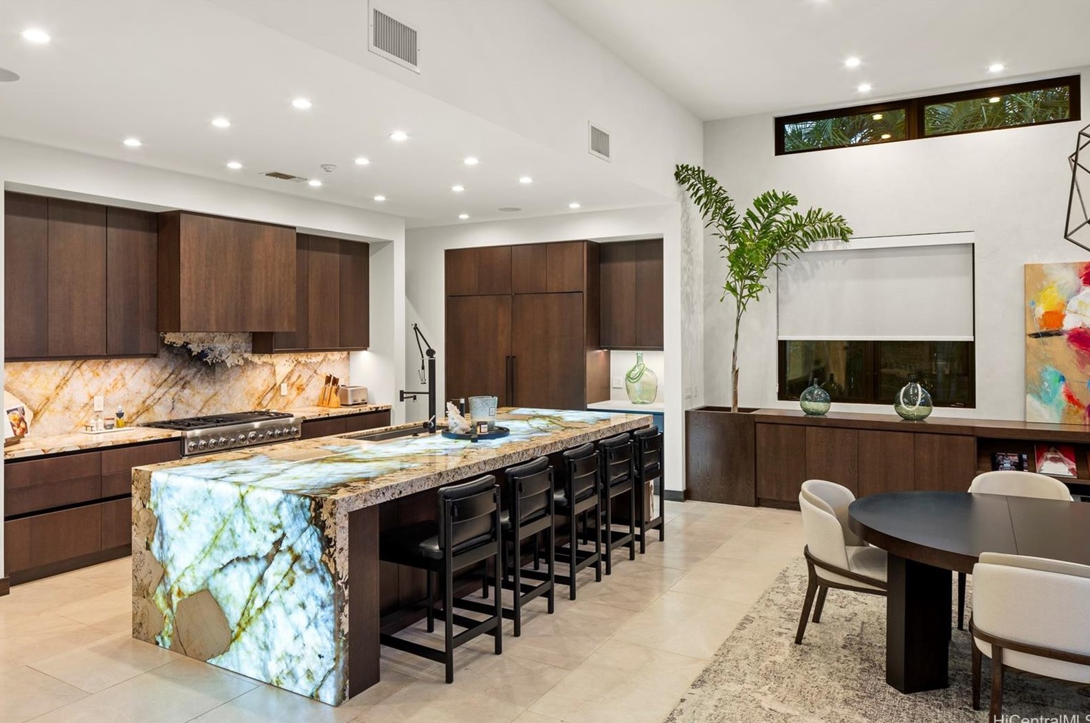 4620 Kahala Ave, Honolulu HI  96816-5211 exterior