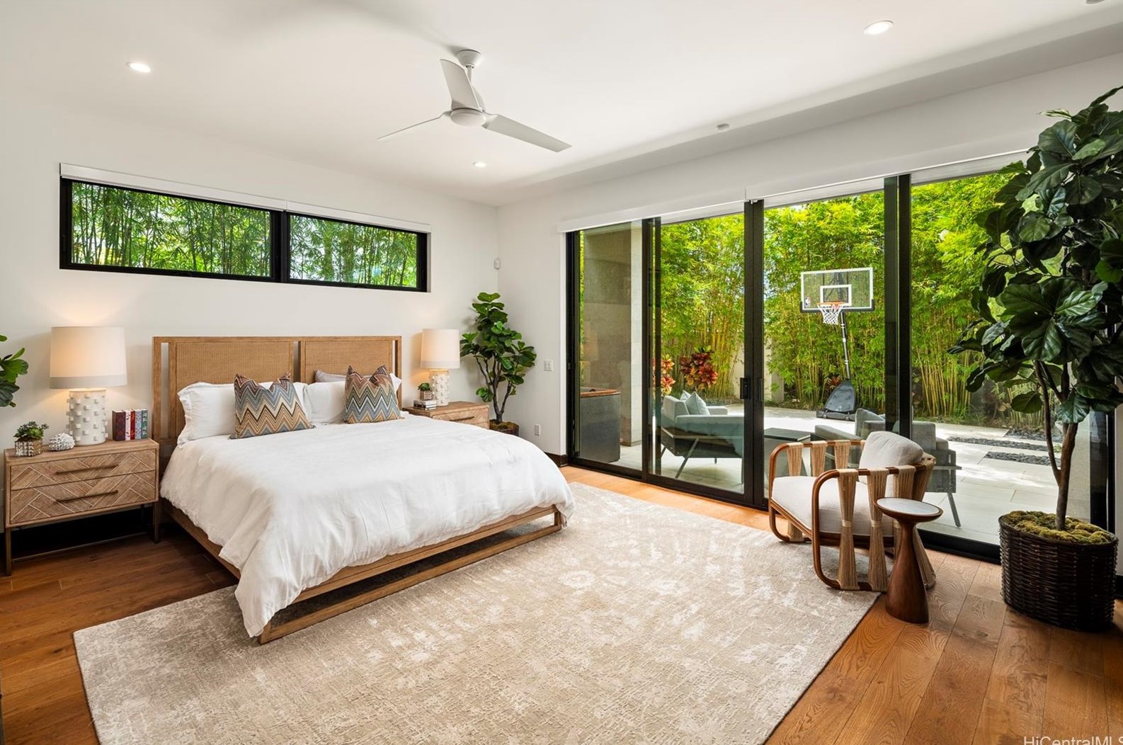 4620 Kahala Ave, Honolulu HI  96816-5211 exterior