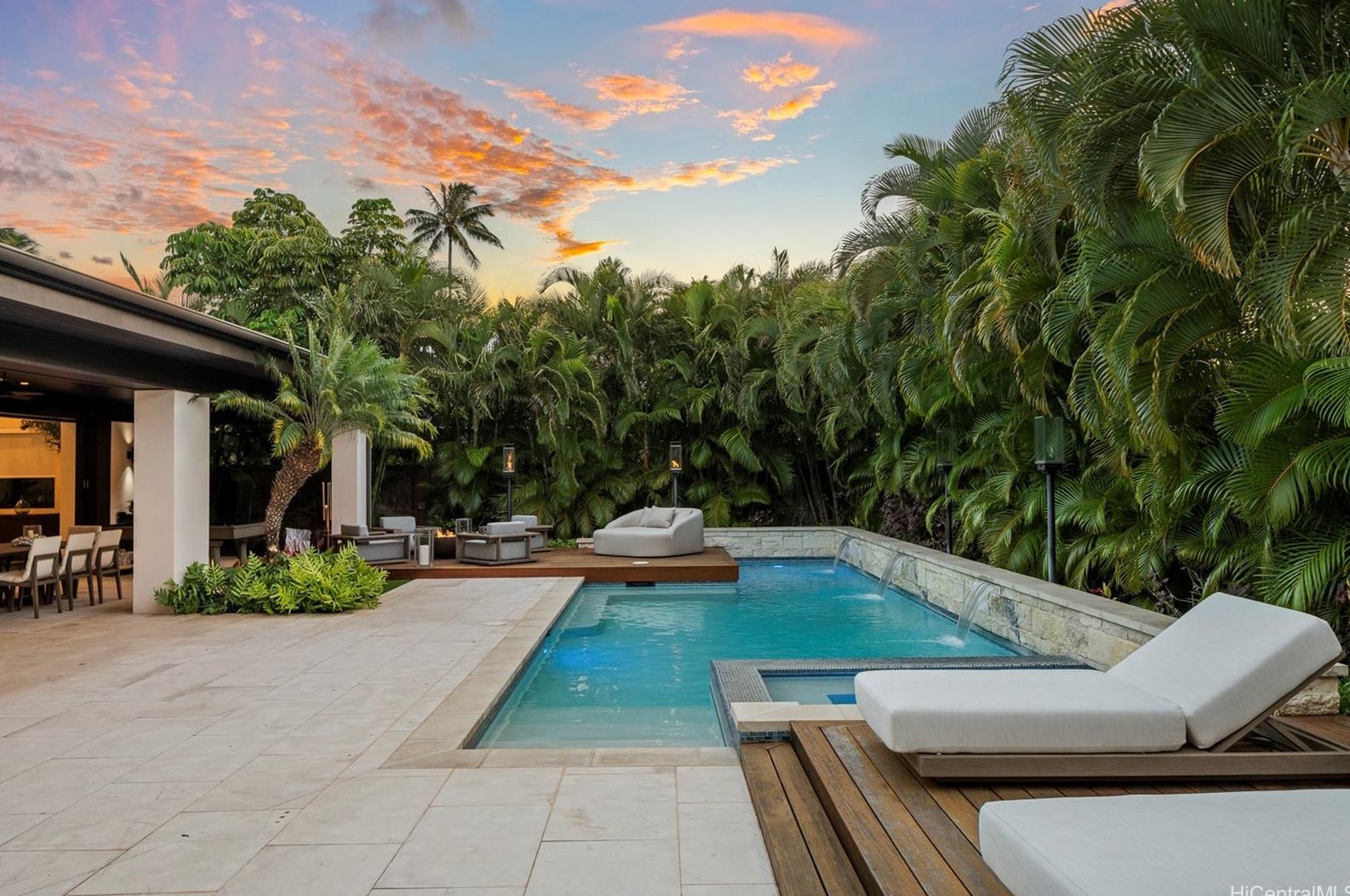 4620 Kahala Ave, Honolulu HI  96816-5211 exterior