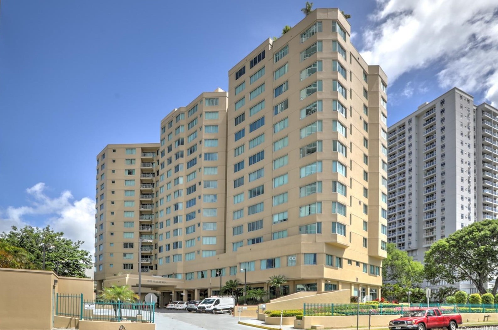 1314 Kalakaua Ave, Honolulu HI  96826-1929 exterior