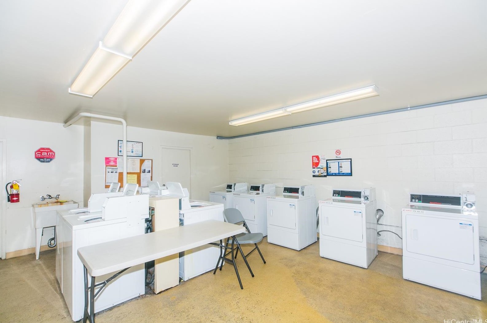 1335 Wilder Ave, Honolulu HI  96822-4294 exterior