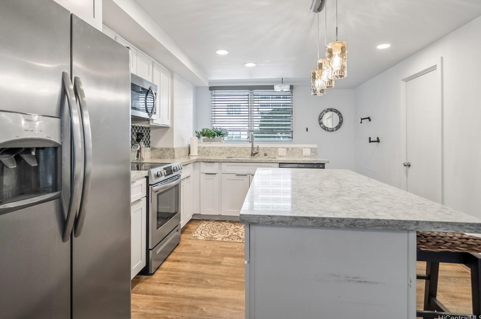 2355 Ala Wai Blvd, Honolulu, HI 96815-3434