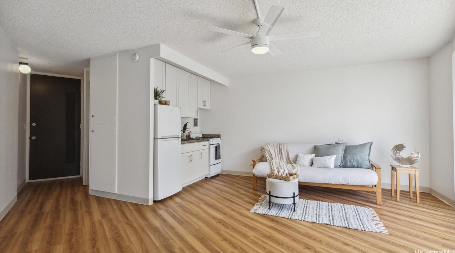 750 Amana St, Honolulu, HI 96814-5025