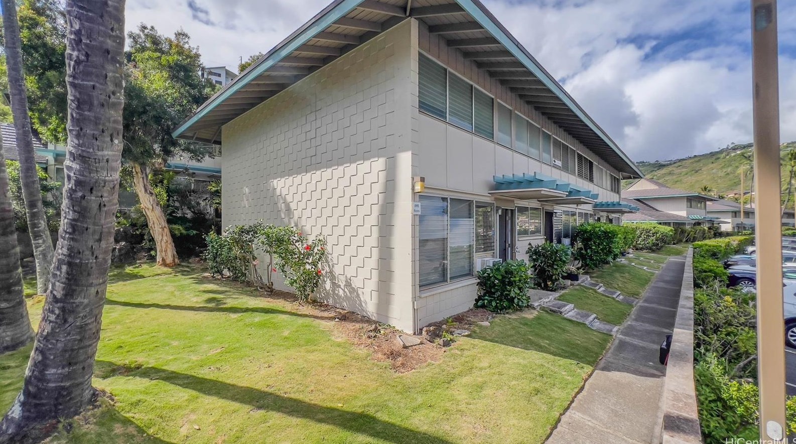 4140 Keanu St, Honolulu, HI 96816-5561