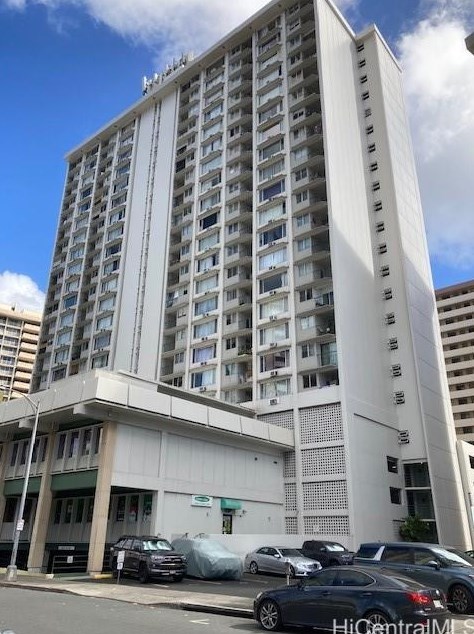 747 Amana St, Honolulu HI  96814-5115 exterior