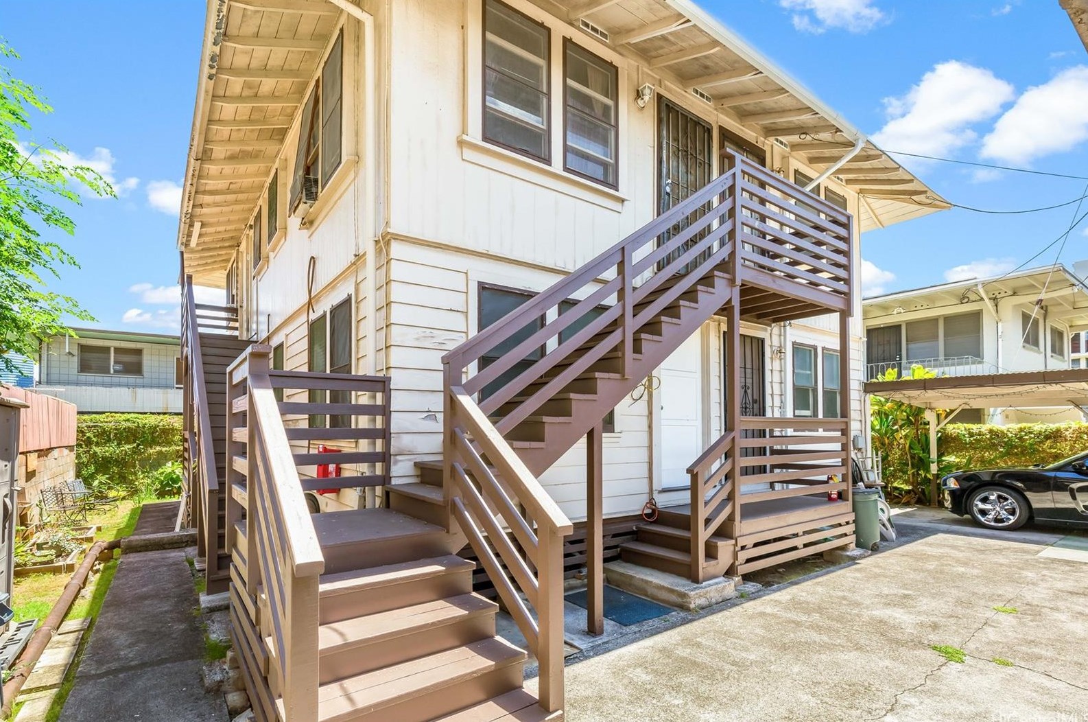 1703 Beretania St, Honolulu, HI 96826-1128