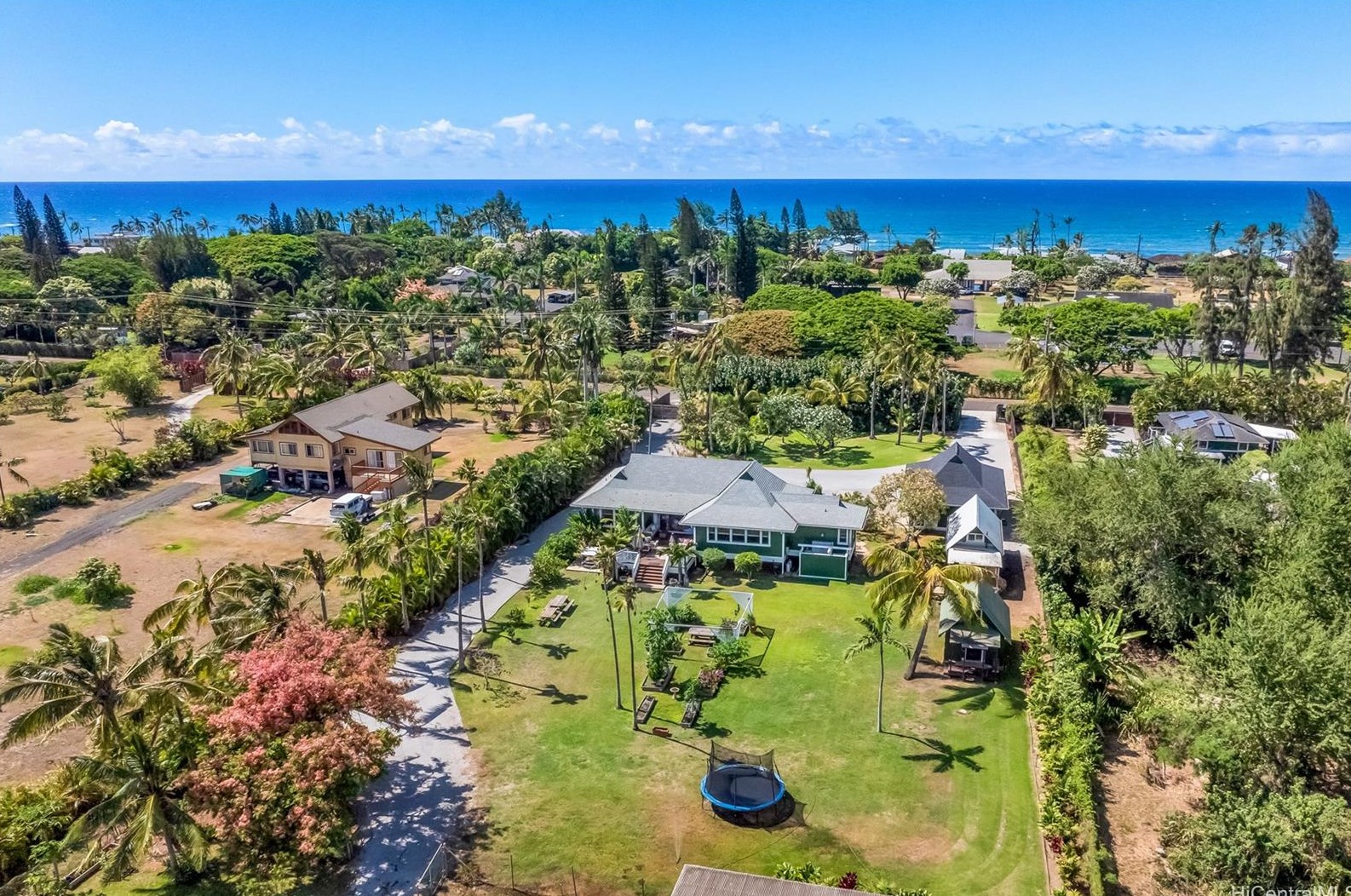 68-310 Kikou St, Waialua, HI 96791
