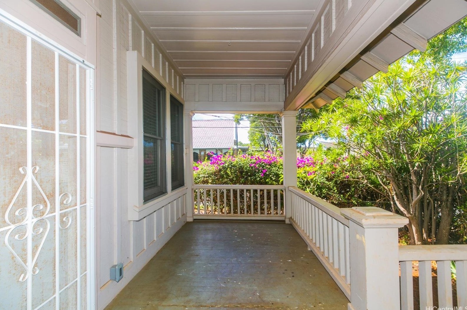 1103 10 Ave, Honolulu HI 96816-2465 exterior