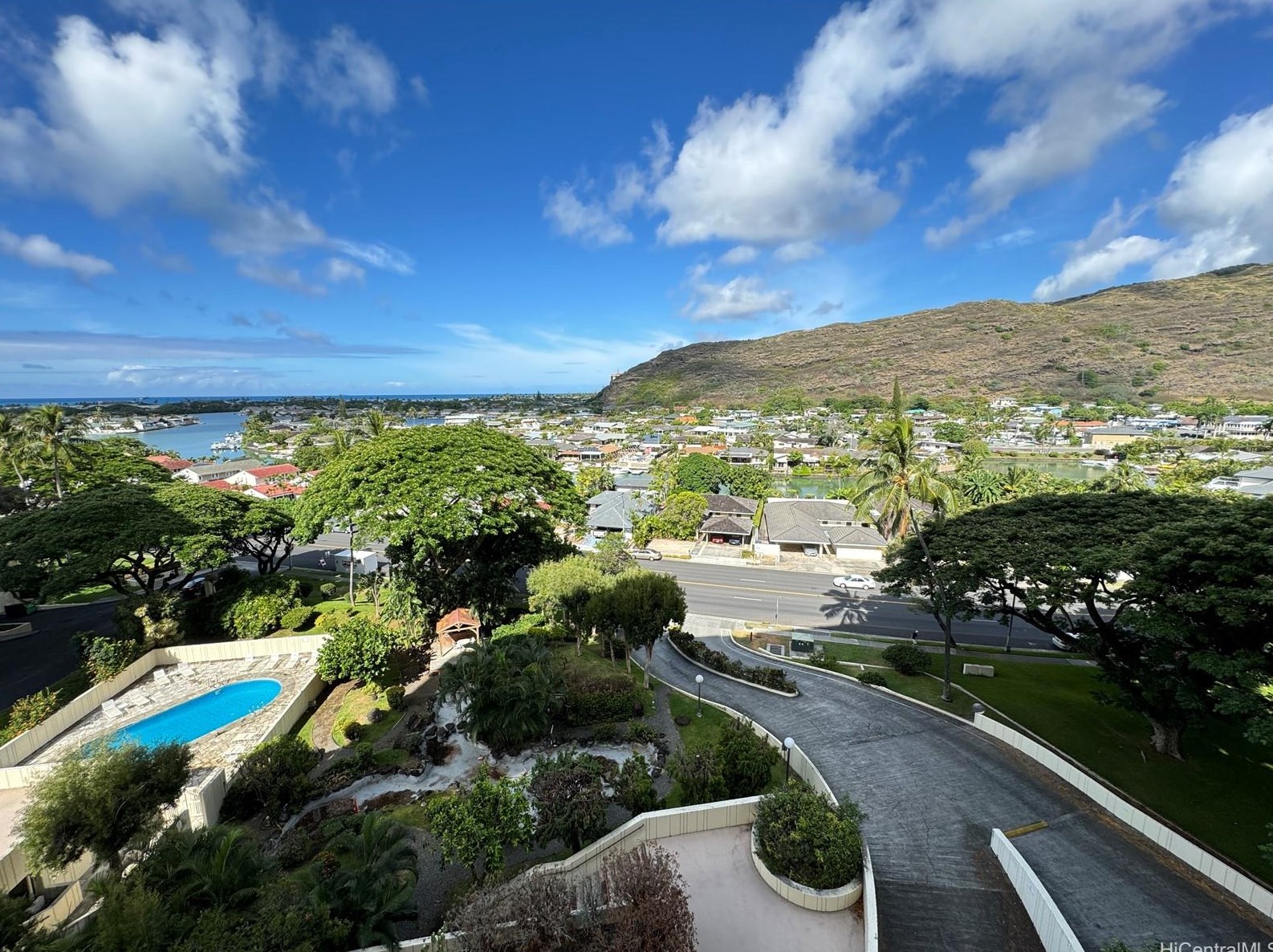 6750 Hawaii Kai Dr, Honolulu HI  96825-1566 exterior