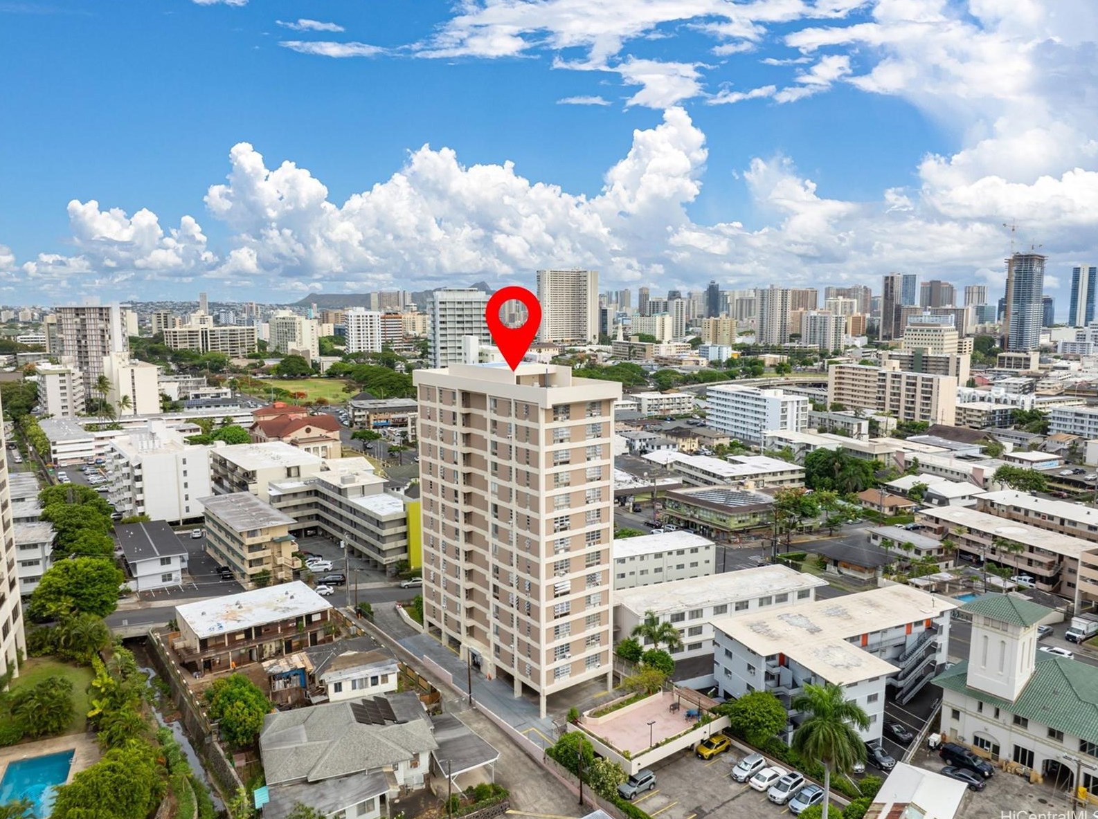 1616 Liholiho St, Honolulu HI  96822-2975 exterior