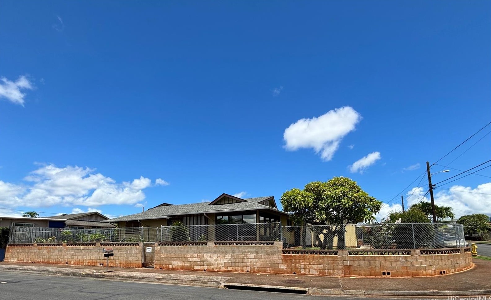 1205 Kumoana St, Pearl City, HI 96782