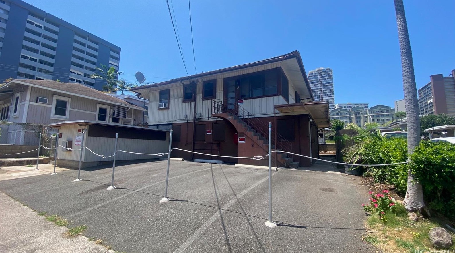 914 Kinau St, Honolulu, HI 96814-1045