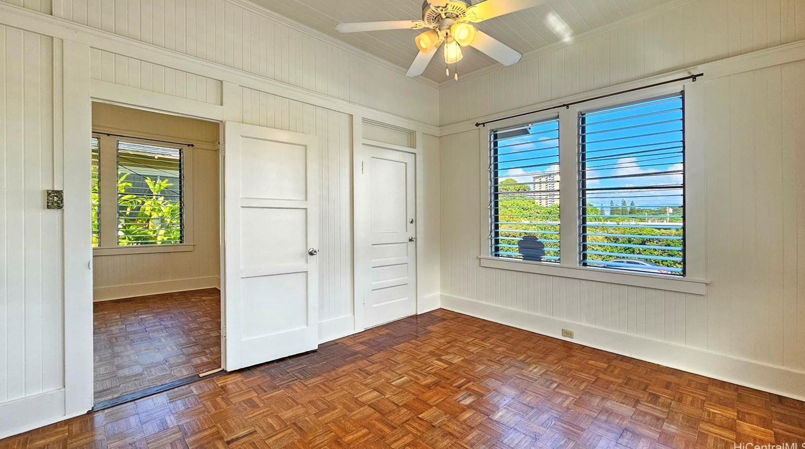 1647 Lusitana St, Honolulu HI 96813-6627 exterior