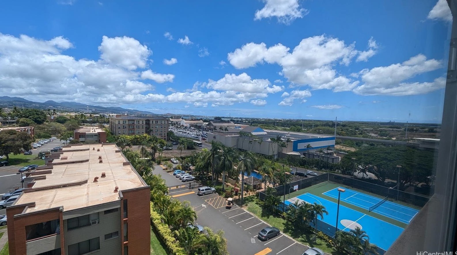 1060 Kamehameha Hwy #805b, Pearl City, HI 96782