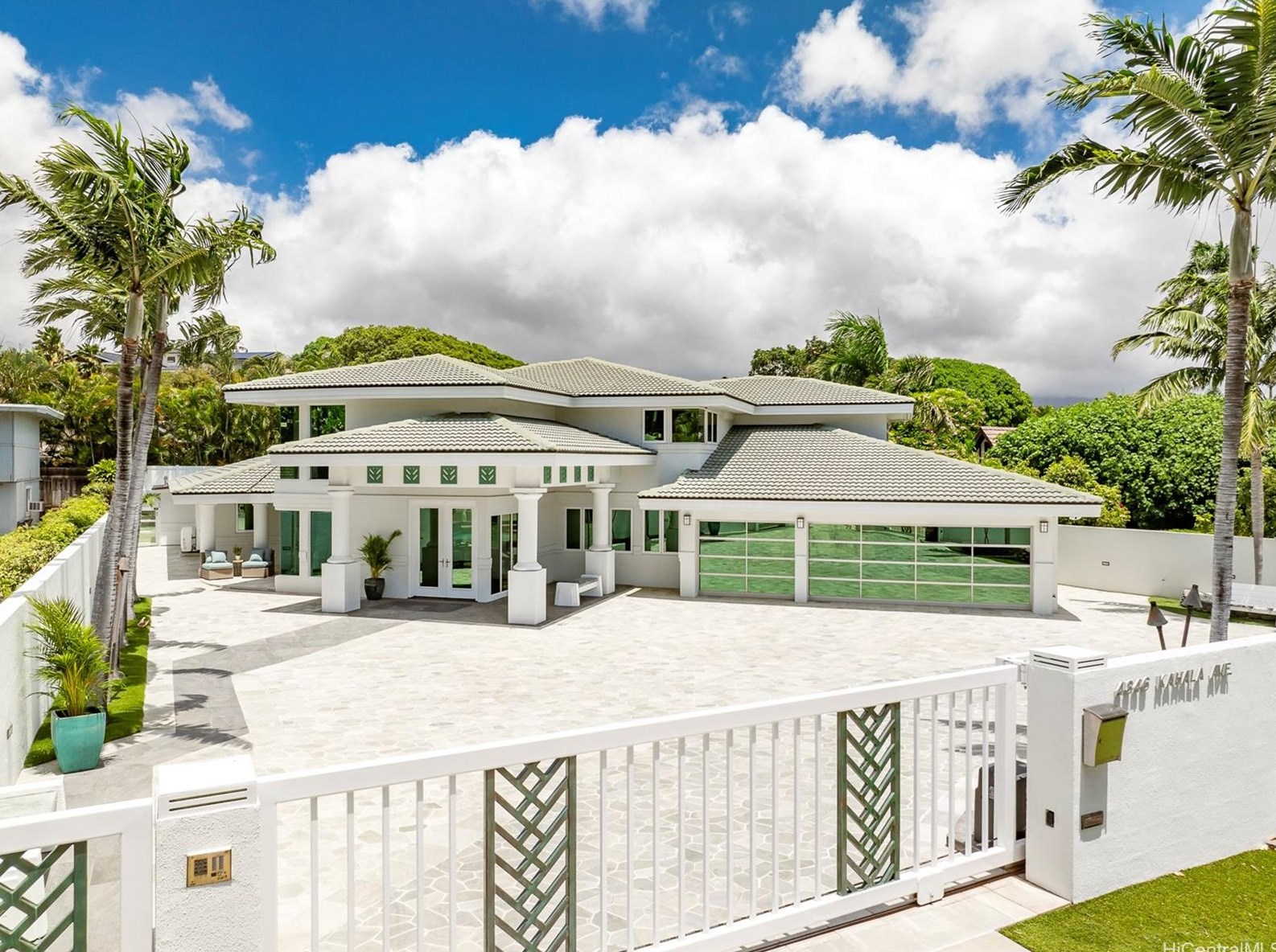 4346 Kahala Ave, Honolulu, HI 96816-4856
