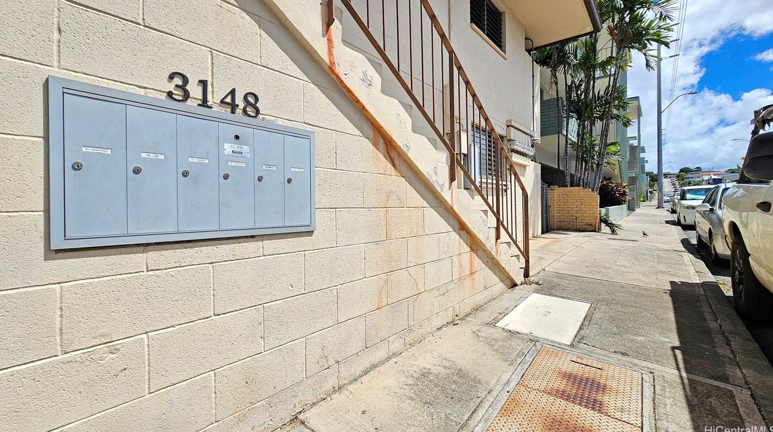 3144 Brokaw St, Honolulu HI  96815-4109 exterior