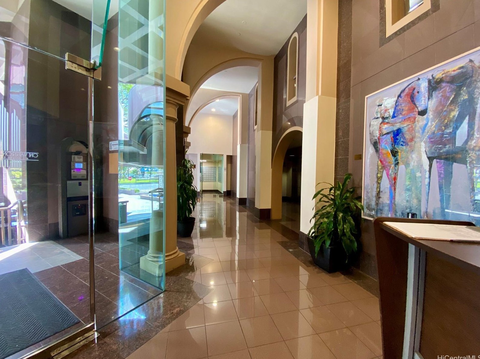 415 South St, Honolulu HI  96813-5052 exterior