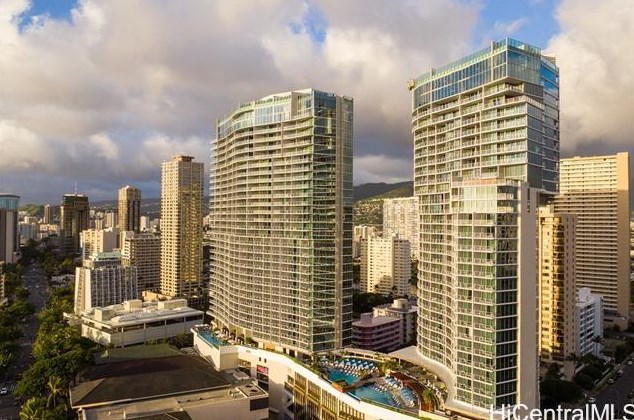 2139 Kuhio Ave, Honolulu HI  96815-2378 exterior