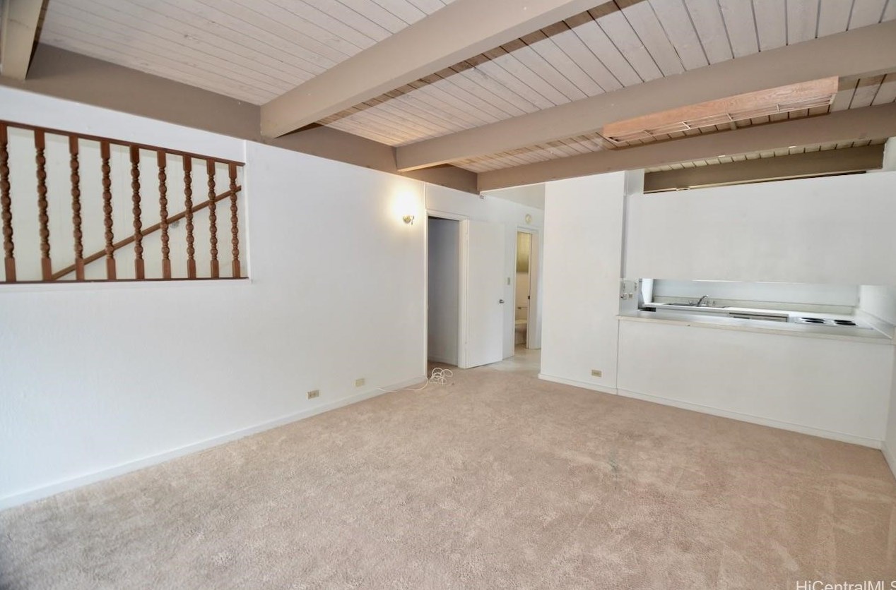 4212 Keanu St, Honolulu, HI 96816-5574