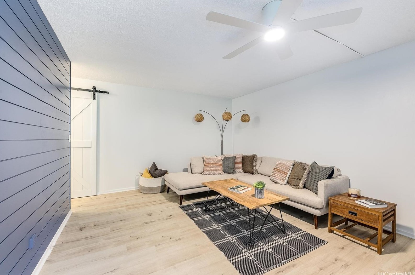 1330 Wilder Ave, Honolulu, HI 96822-4293
