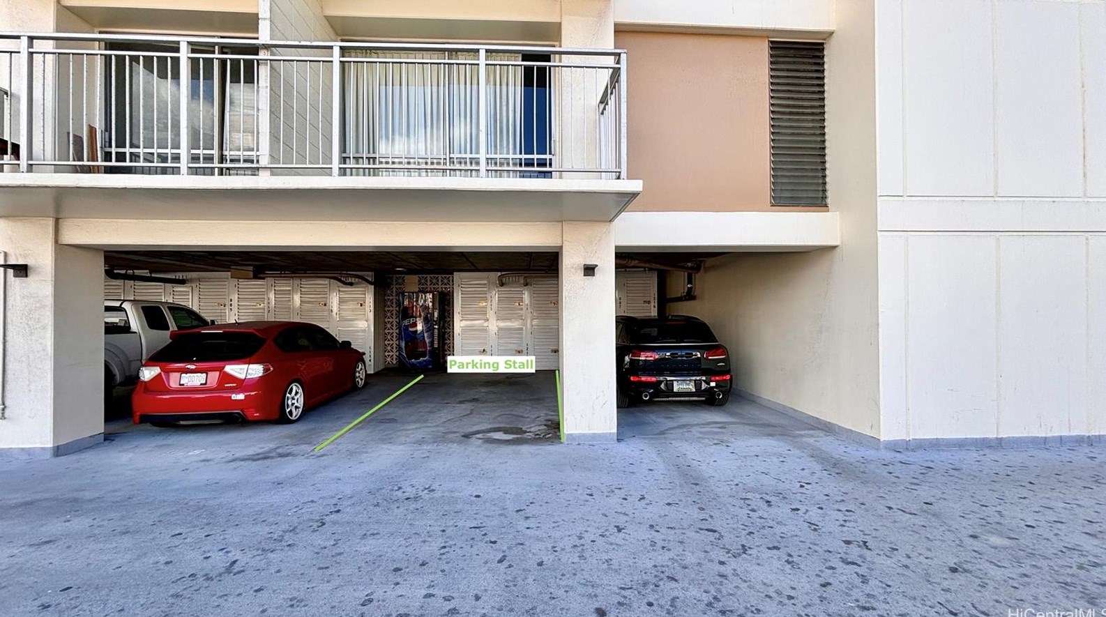 1655 Makaloa St, Honolulu HI  96814-3946 exterior
