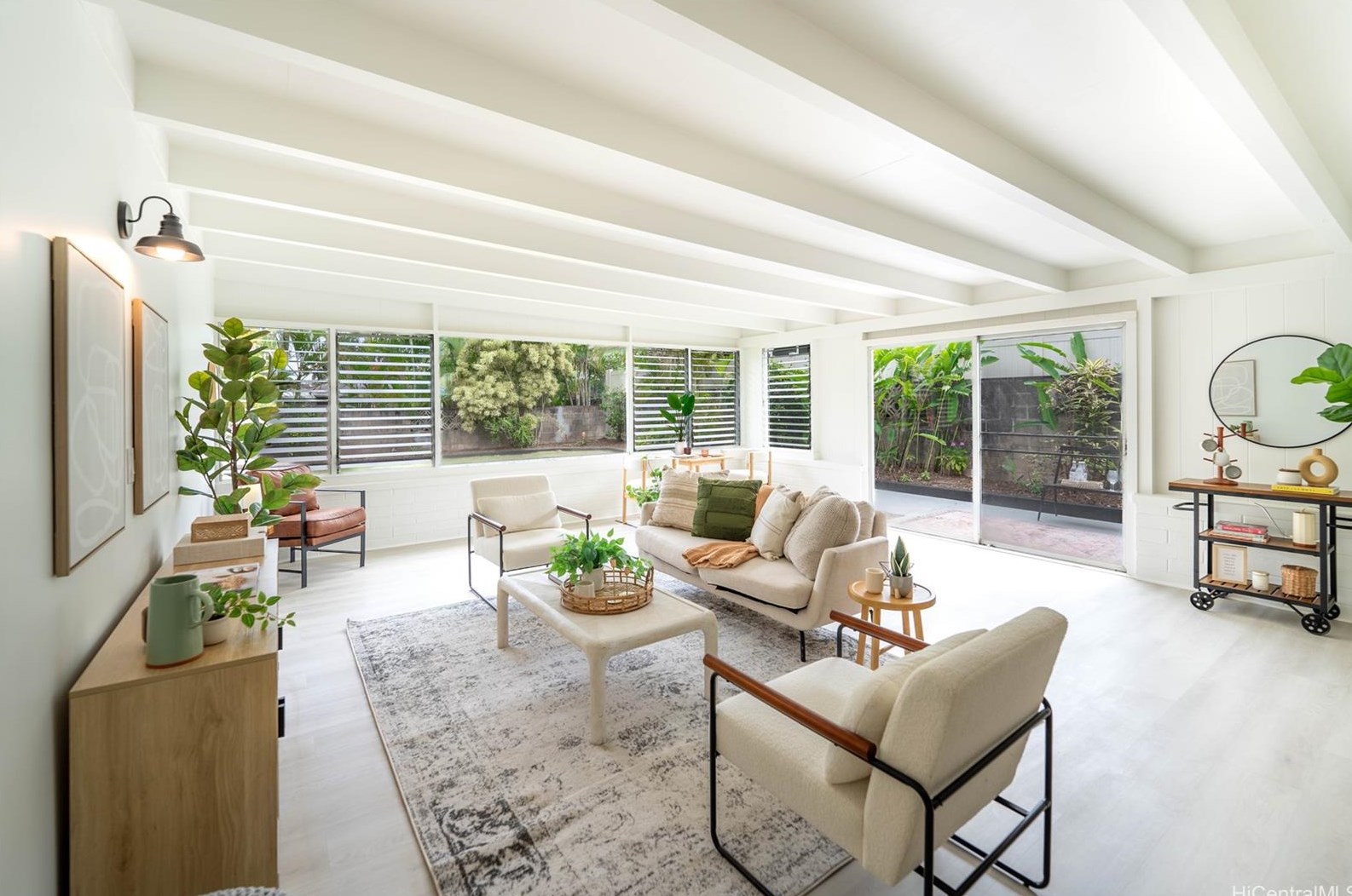 543 Uluhaku St, Kailua, HI 96734-4412