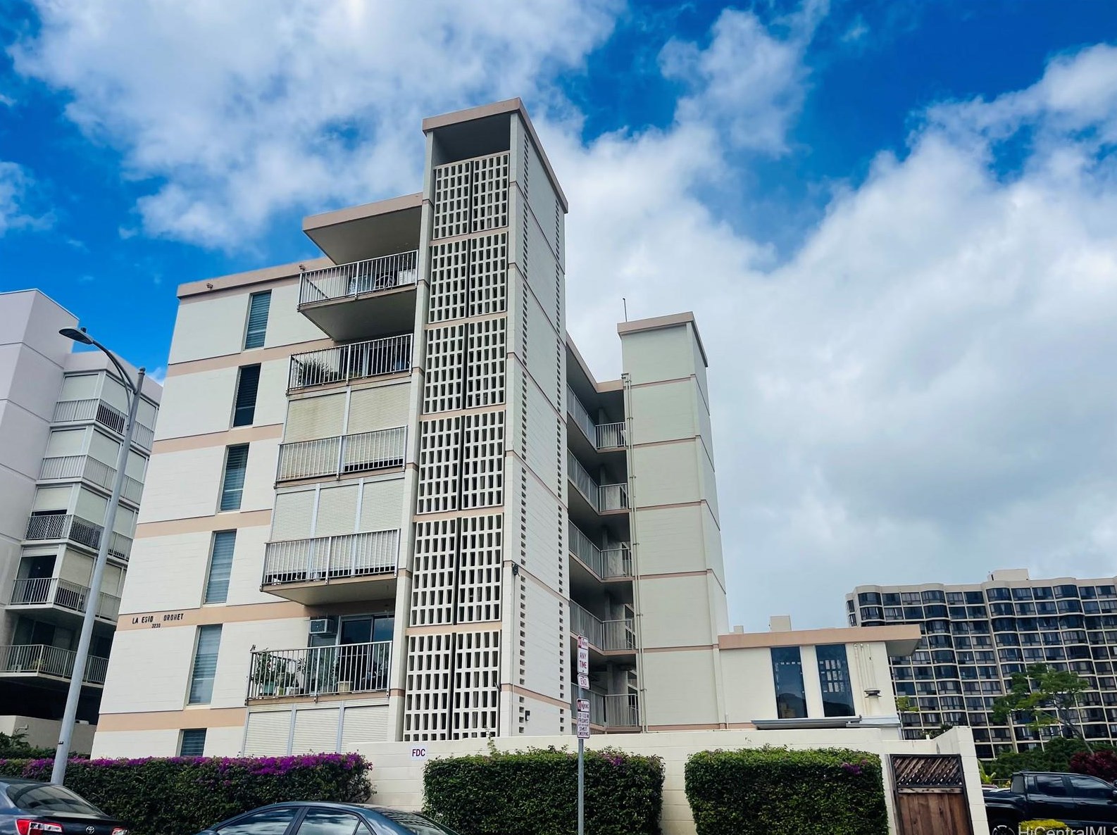 3230 Ala Ilima St, Honolulu HI  96818-2941 exterior