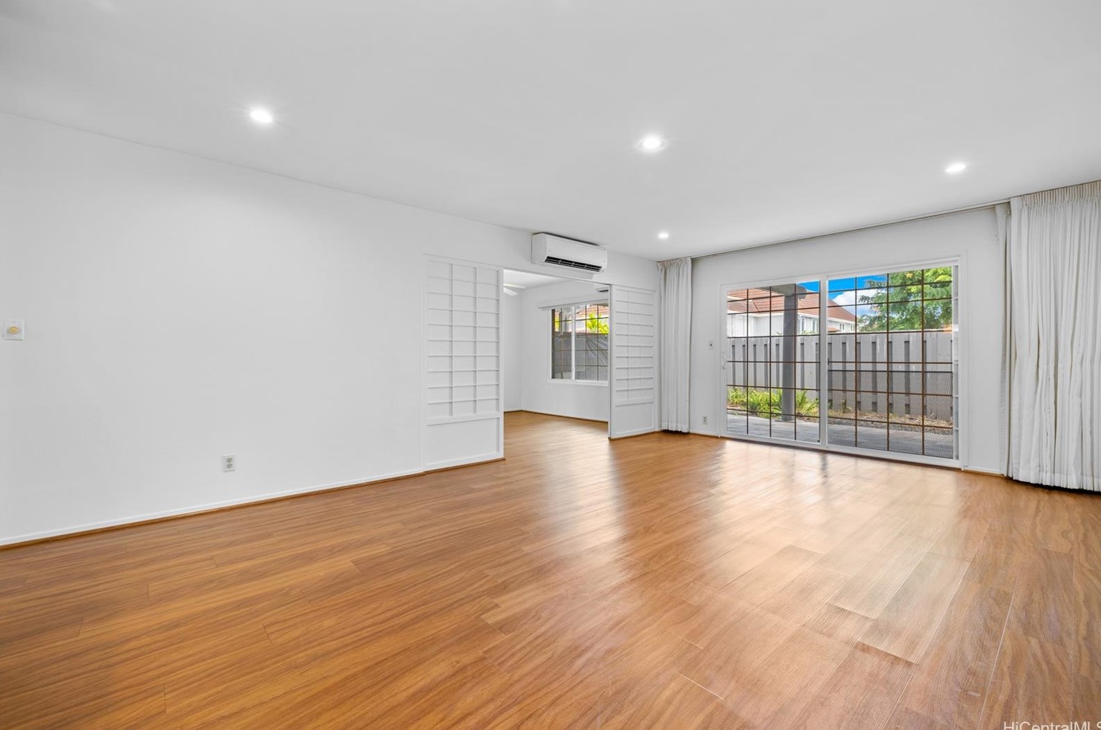531 Keolu Dr, Kailua, HI 96734-3972